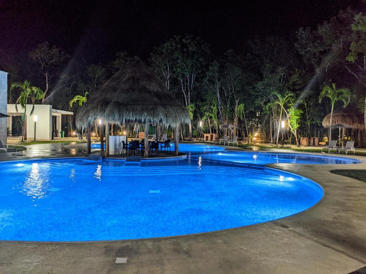 2-Bedroom Condo By The Jungle W/ Swimming Pool ปัวร์โตโมเรลอส ภายนอก รูปภาพ